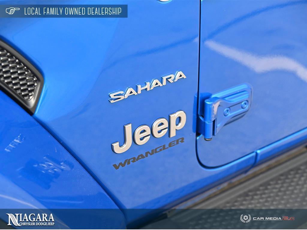 2024 Jeep Wrangler 4-Door Sahara - Photo #9