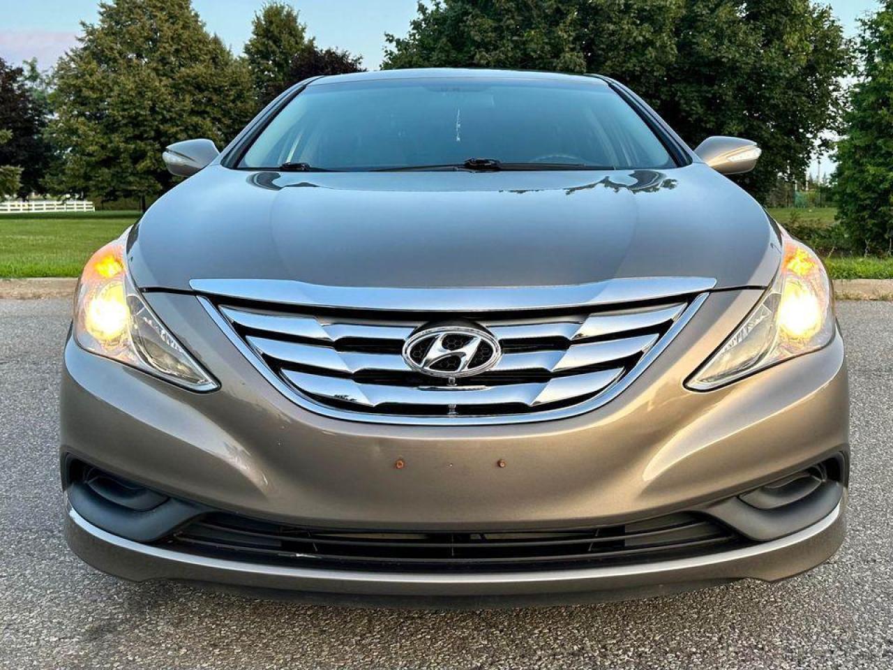 2014 Hyundai Sonata GL - Safety Certified Photo3