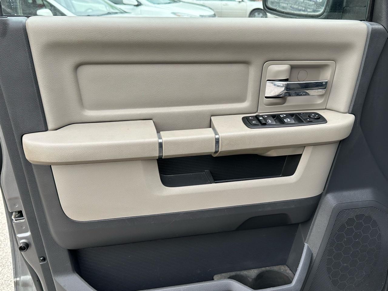 2011 RAM 1500  - Photo #27