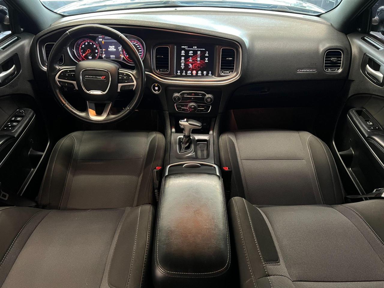 2017 Dodge Charger SXT AWD+New Tires+Heated Seats+A/C+CLEAN CARFAX - Photo #8