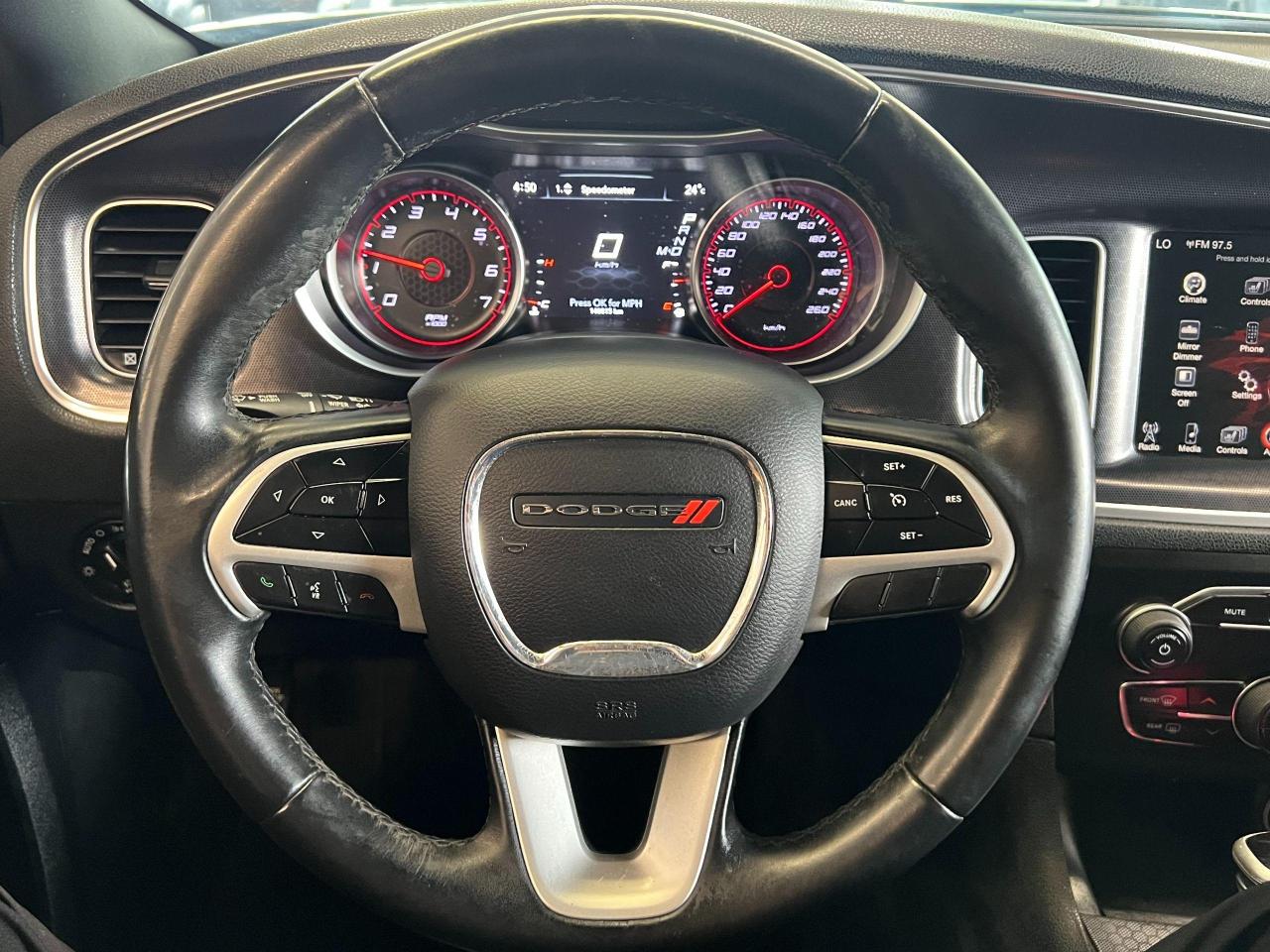 2017 Dodge Charger SXT AWD+New Tires+Heated Seats+A/C+CLEAN CARFAX - Photo #9
