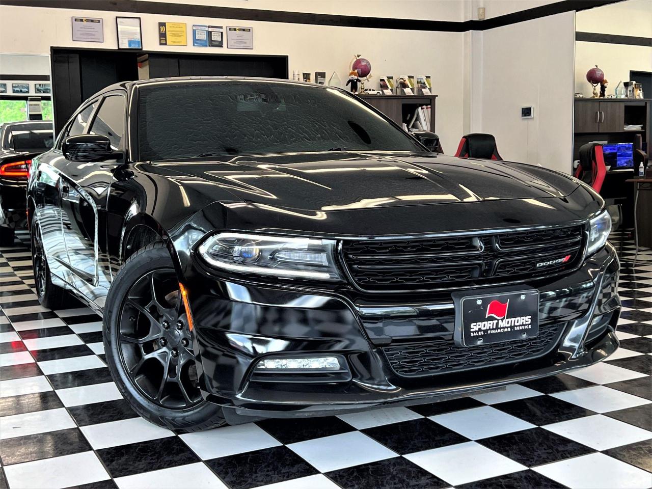2017 Dodge Charger SXT AWD+New Tires+Heated Seats+A/C+CLEAN CARFAX - Photo #15