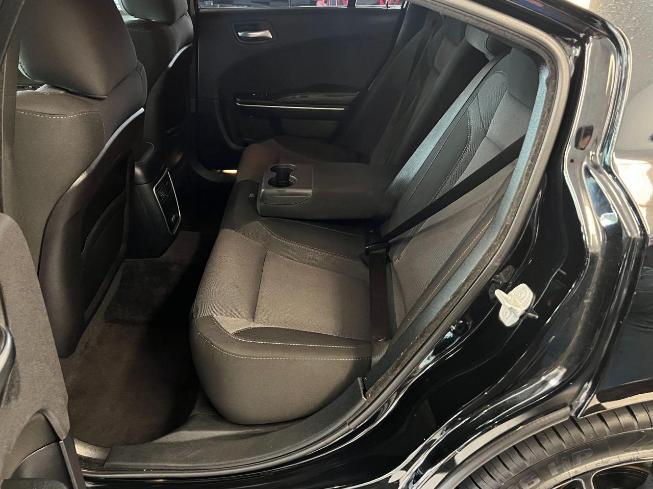 2017 Dodge Charger SXT AWD+New Tires+Heated Seats+A/C+CLEAN CARFAX - Photo #24
