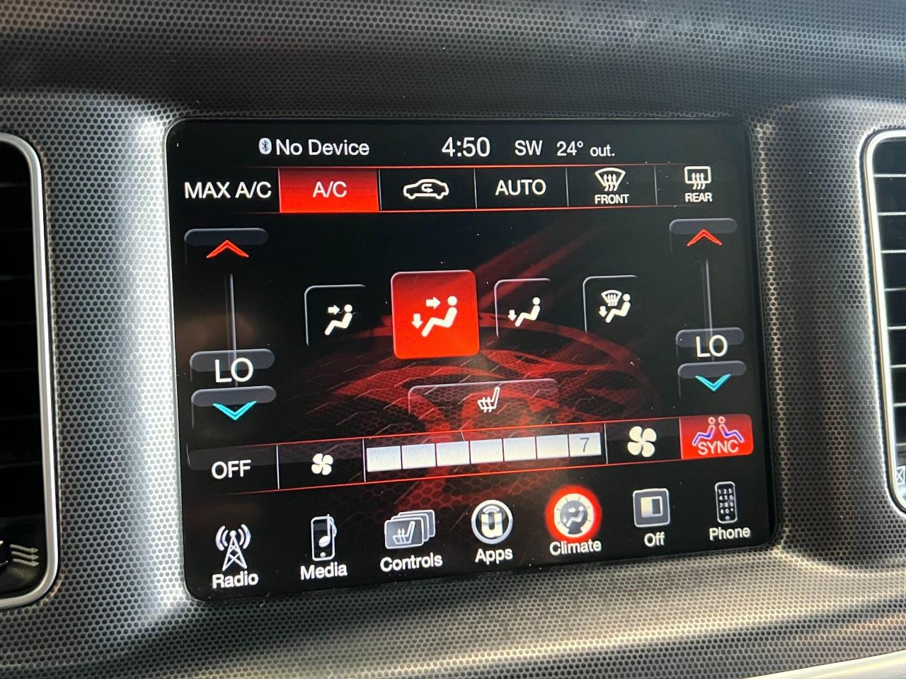 2017 Dodge Charger SXT AWD+New Tires+Heated Seats+A/C+CLEAN CARFAX - Photo #34
