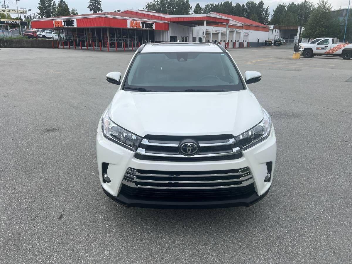 2018 Toyota Highlander XLE - Photo #2