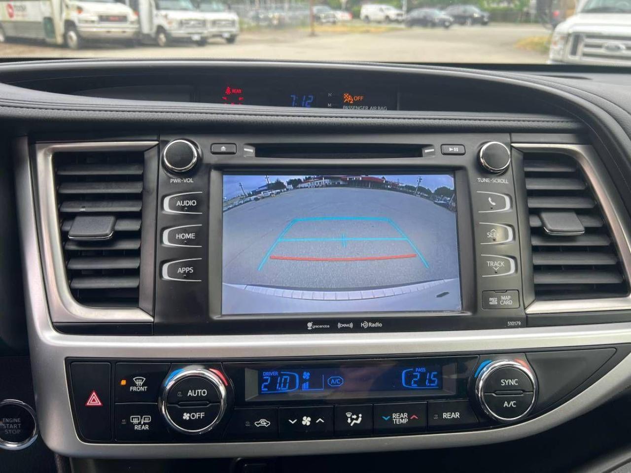 2018 Toyota Highlander XLE - Photo #19