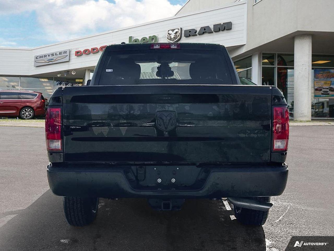 2023 RAM 1500 Classic Tradesman -  Tow Package Photo3