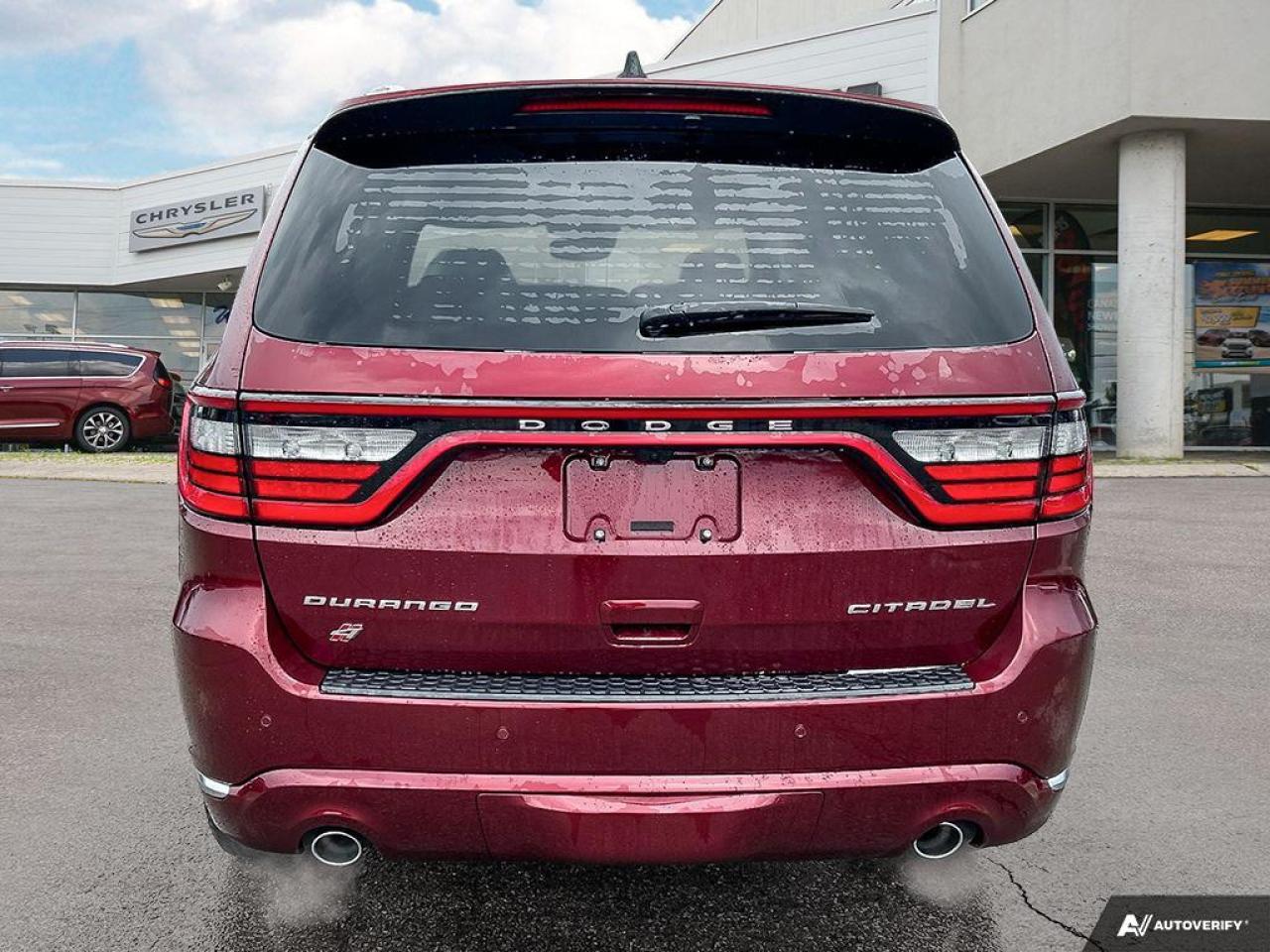 2023 Dodge Durango Citadel -  Sunroof -  Cooled Seats Photo3