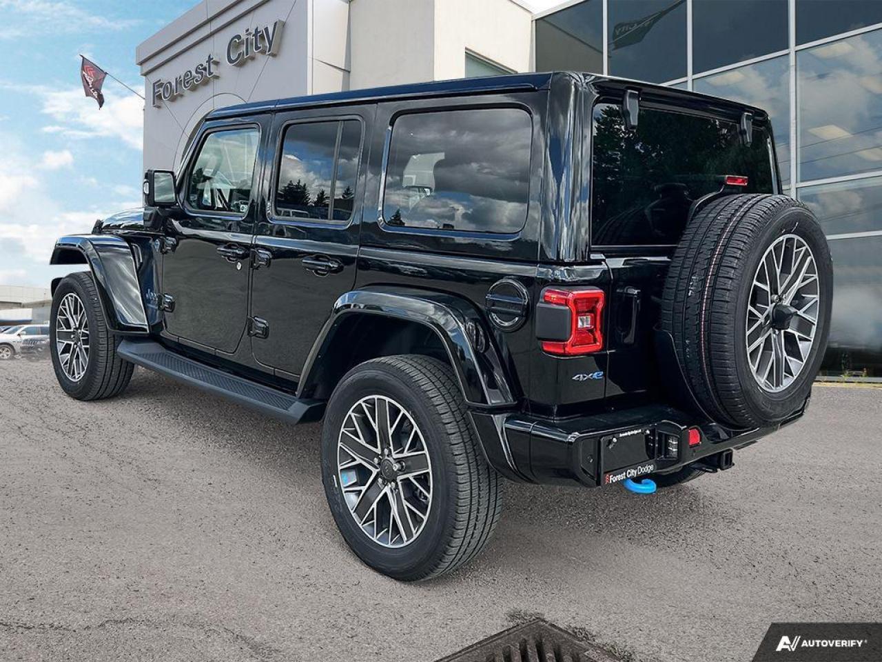 2023 Jeep Wrangler 4xe Sahara 20 tires Hybrid Photo2