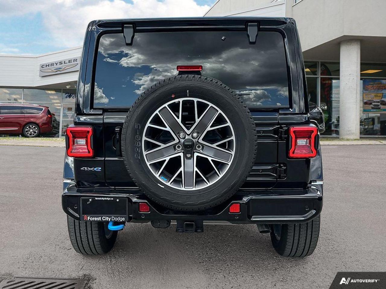 2023 Jeep Wrangler 4xe Sahara 20 tires Hybrid Photo3