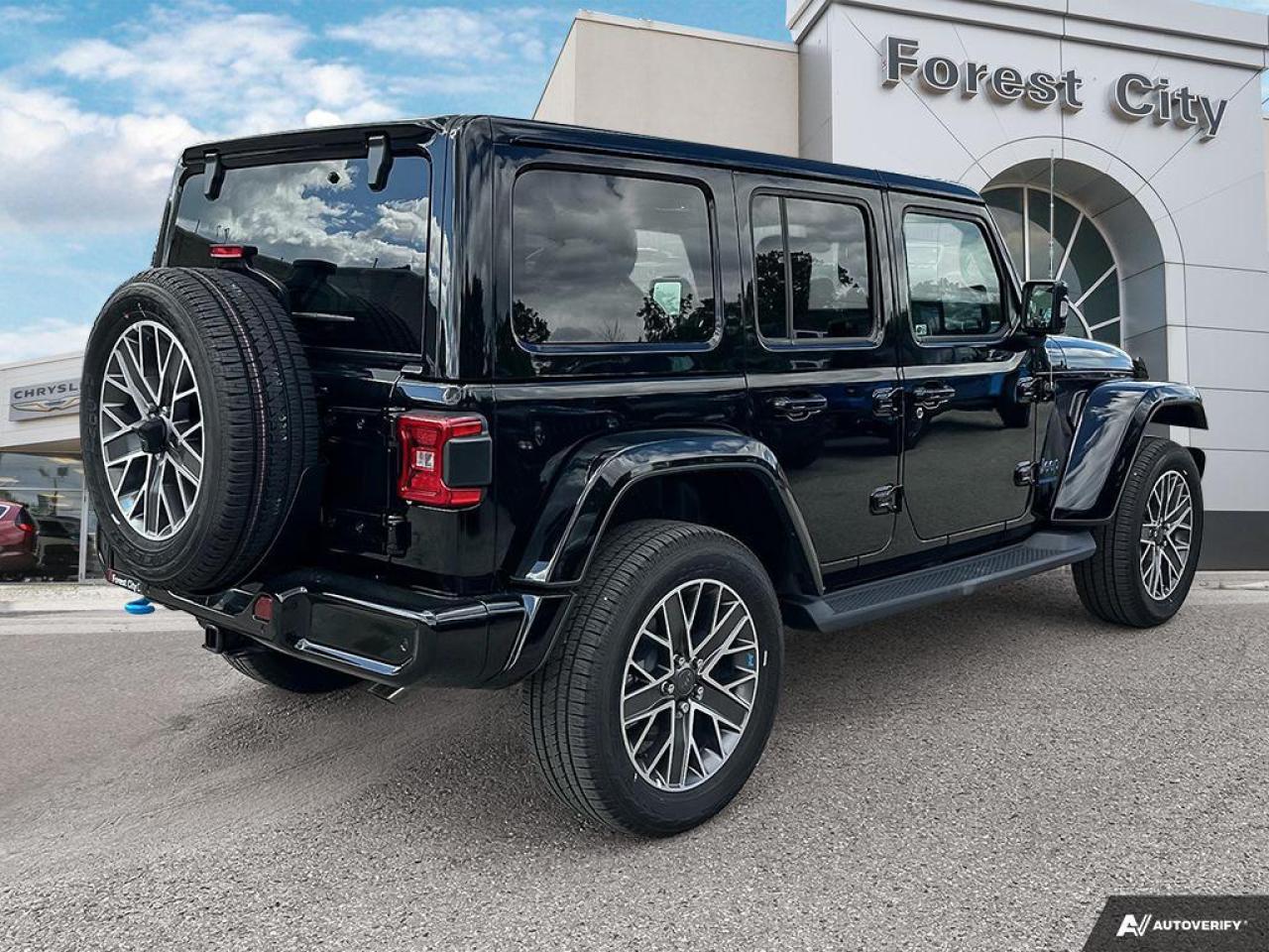 2023 Jeep Wrangler 4xe Sahara 20 tires Hybrid Photo4