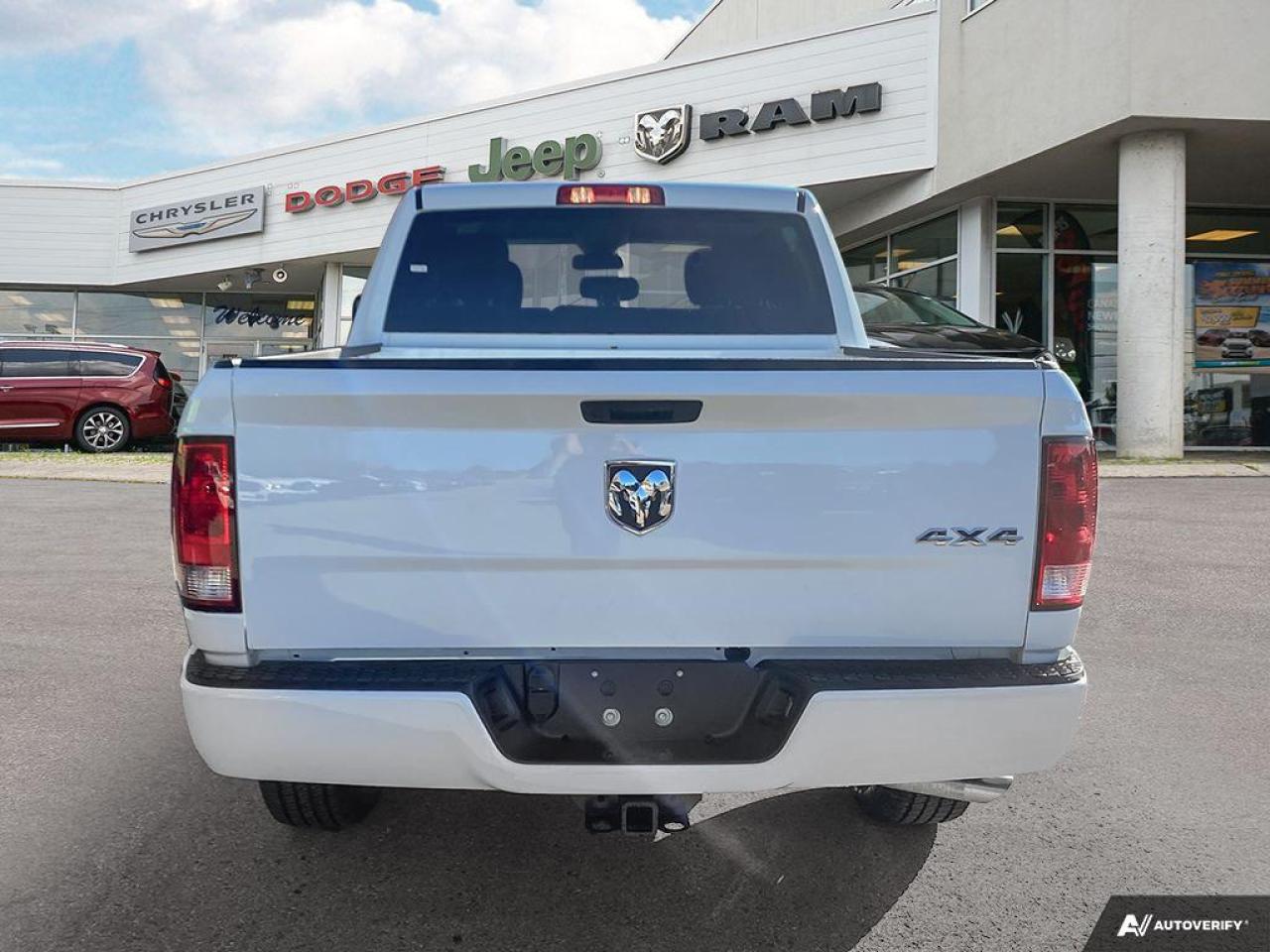 2023 RAM 1500 Classic Tradesman - Aluminum Wheels Photo3