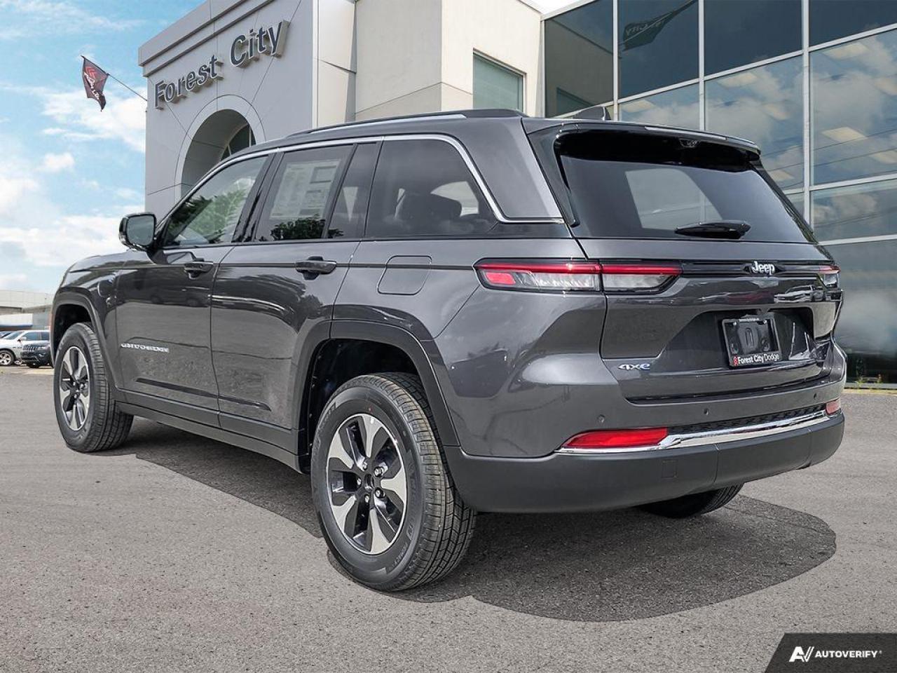 2023 Jeep Grand Cherokee 4xe - Hybrid -  Heated Seats Photo2
