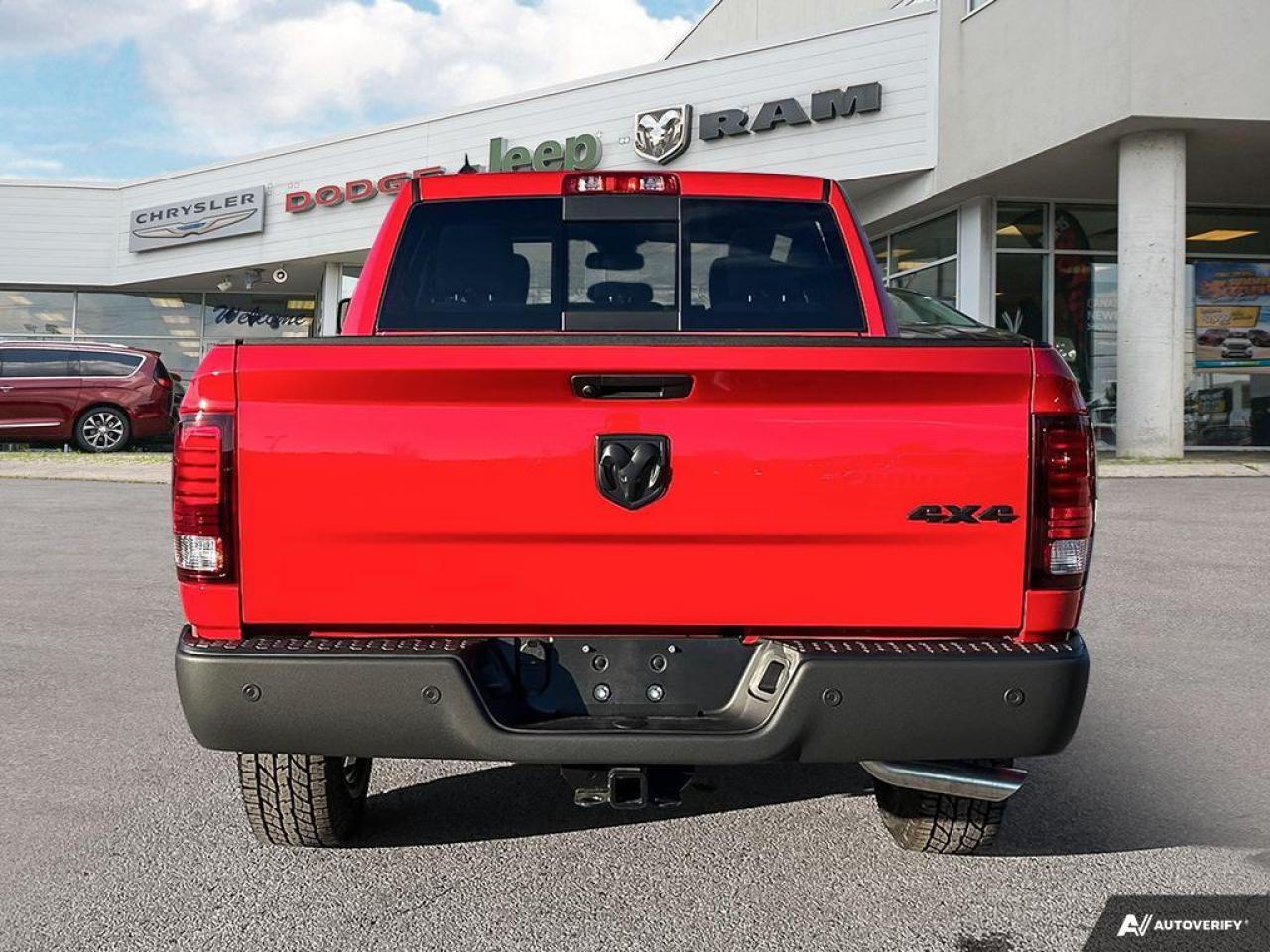 2023 RAM 1500 Classic SLT - Aluminum Wheels Photo3