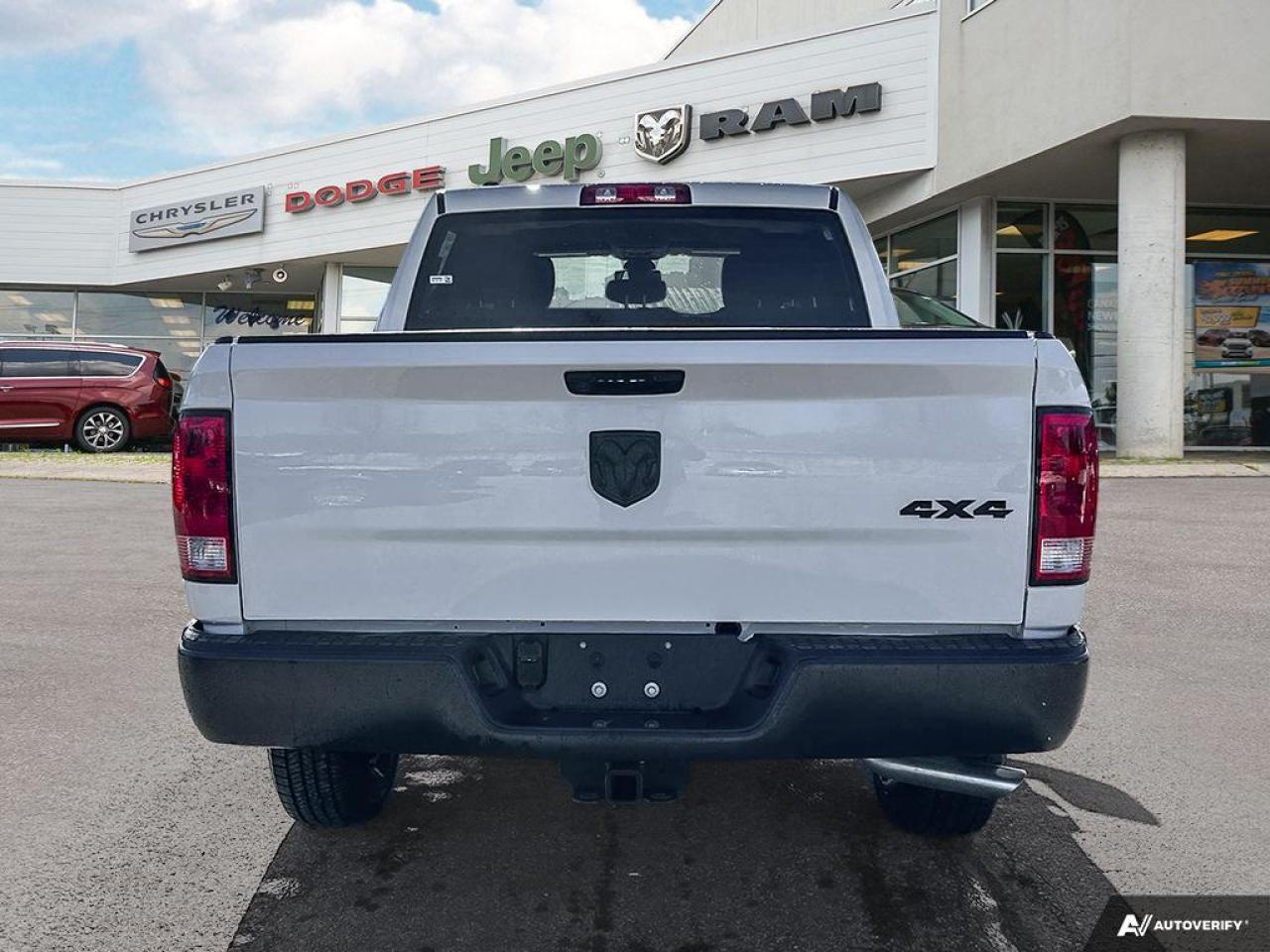 2023 RAM 1500 Classic Tradesman -  Tow Package Photo3