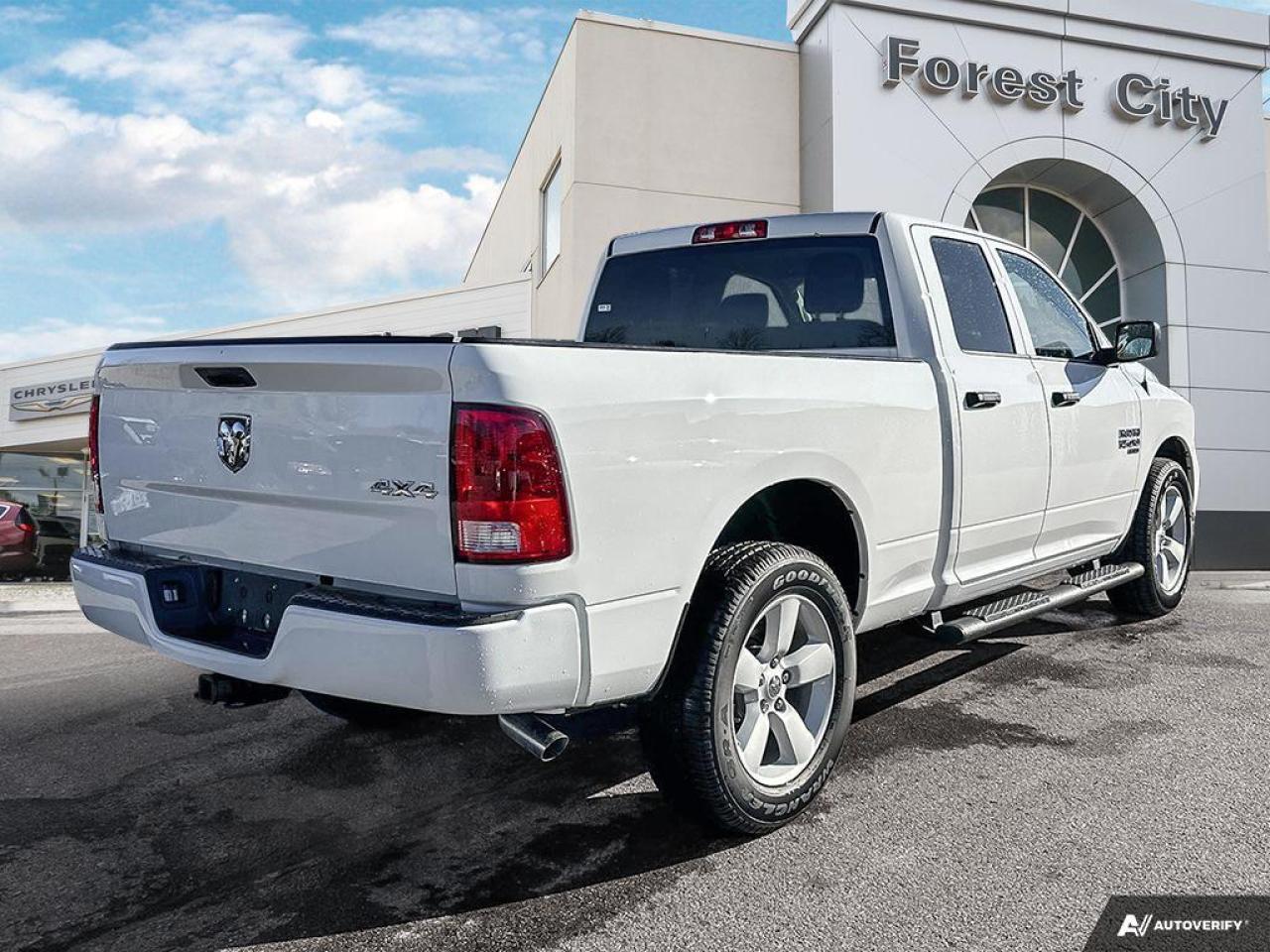 2023 RAM 1500 Classic Tradesman - Aluminum Wheels Photo4