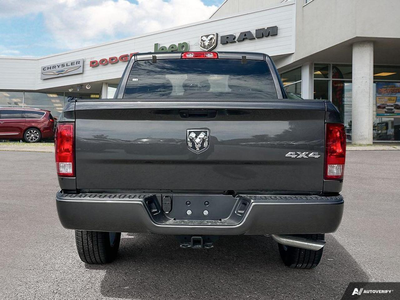 2023 RAM 1500 Classic Tradesman - Aluminum Wheels Photo3