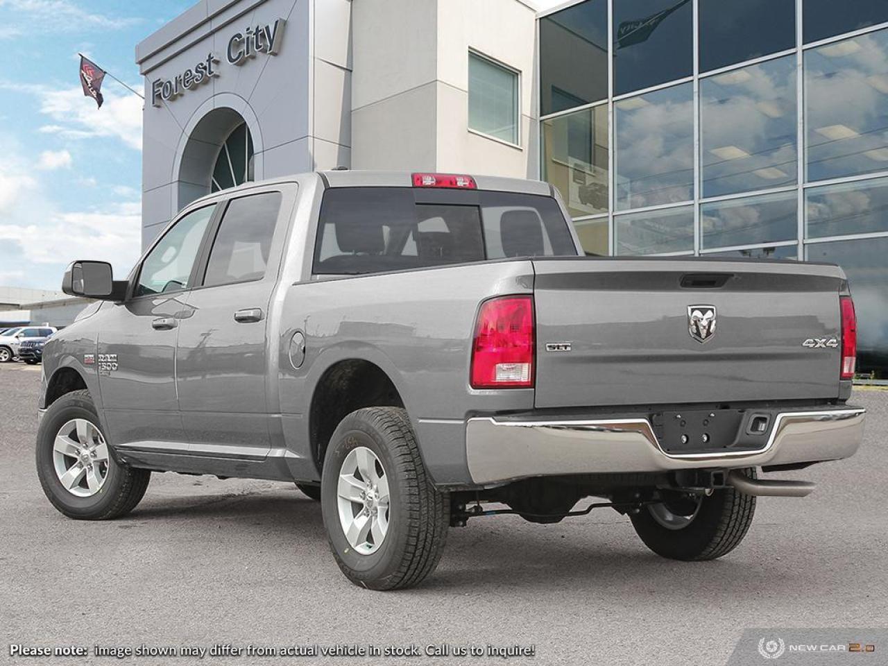 2023 RAM 1500 Classic SLT - Aluminum Wheels Photo3