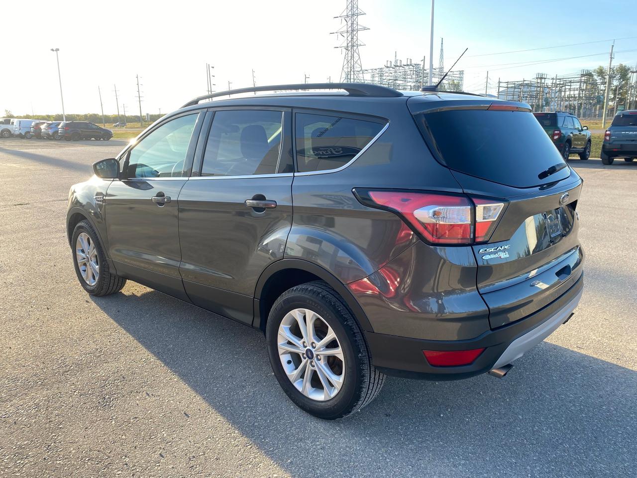 2018 Ford Escape SE Photo3