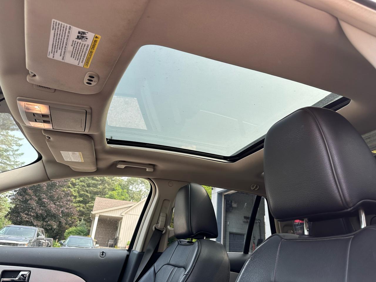 2011 Lincoln MKX  Photo