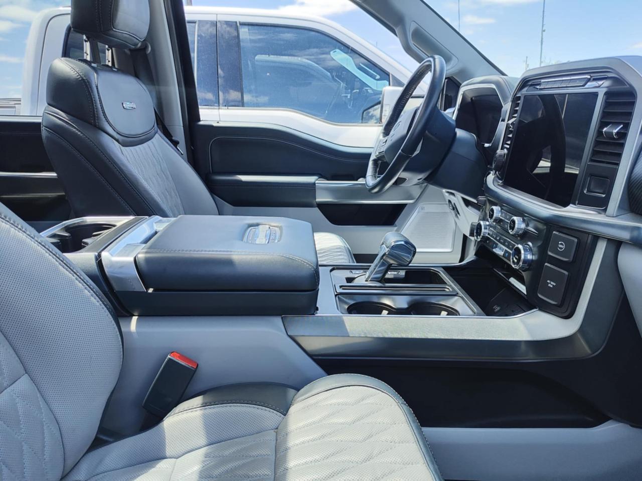 2023 Ford F-150 PLATINUM