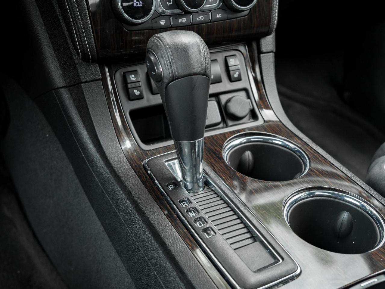 2017 Chevrolet Traverse Premier Photo