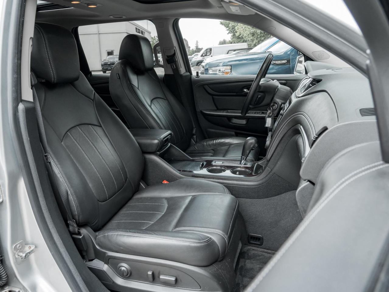 2017 Chevrolet Traverse Premier Photo