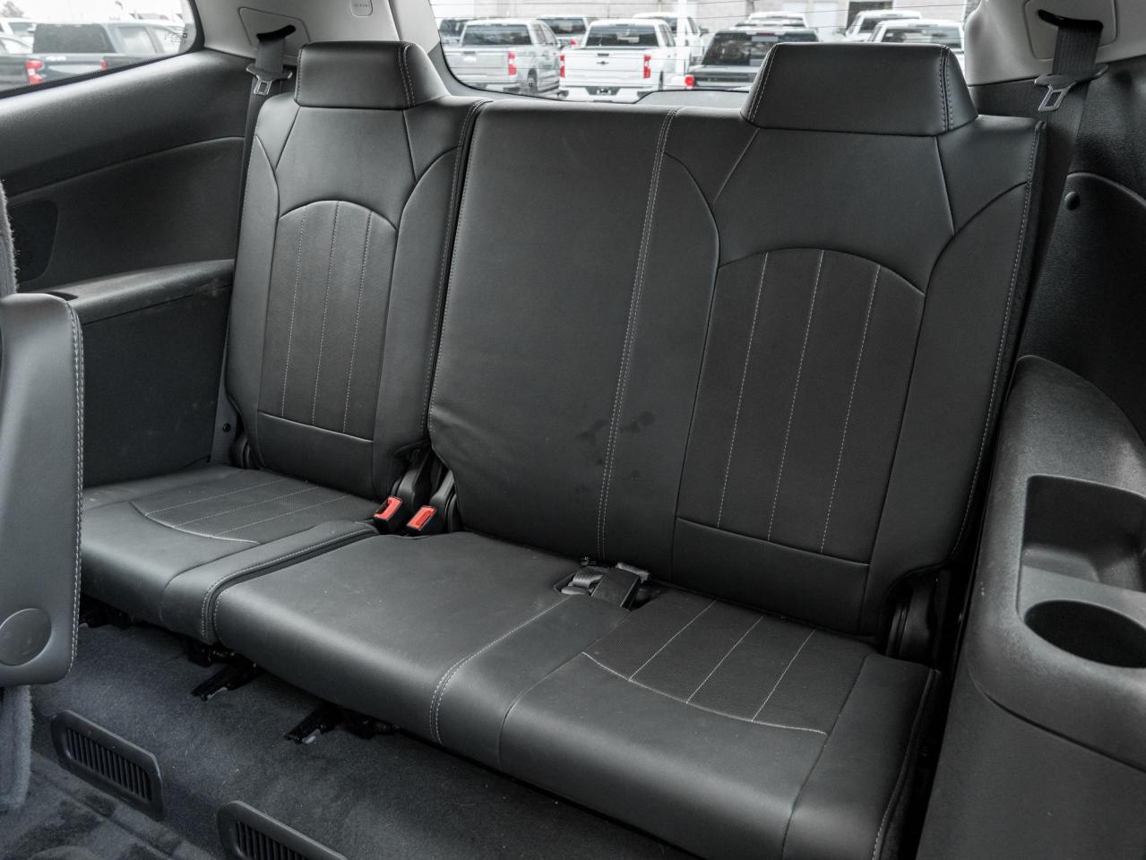 2017 Chevrolet Traverse Premier Photo