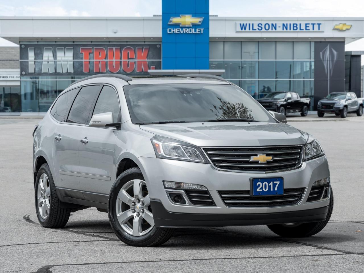 2017 Chevrolet Traverse Premier Photo