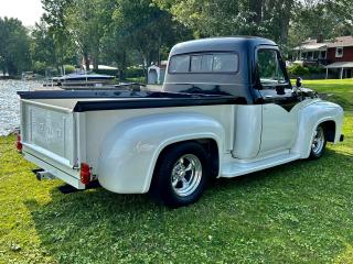 1953 Ford F100 truck - Photo #16
