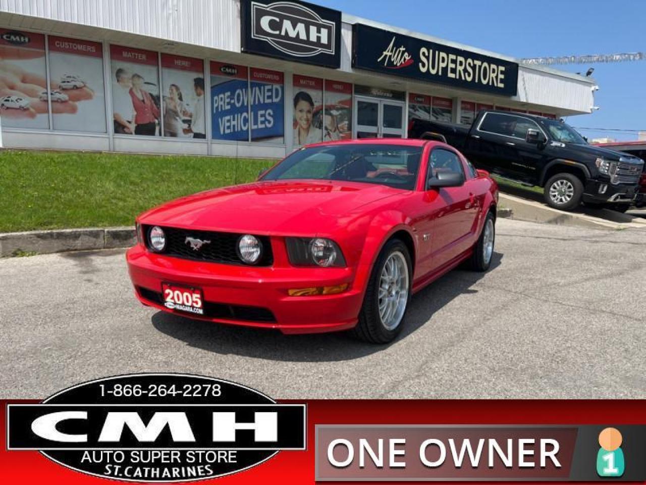 2005 Ford Mustang GT  ONE-OWNER LOW-KMS RED-LEATH 18-AL