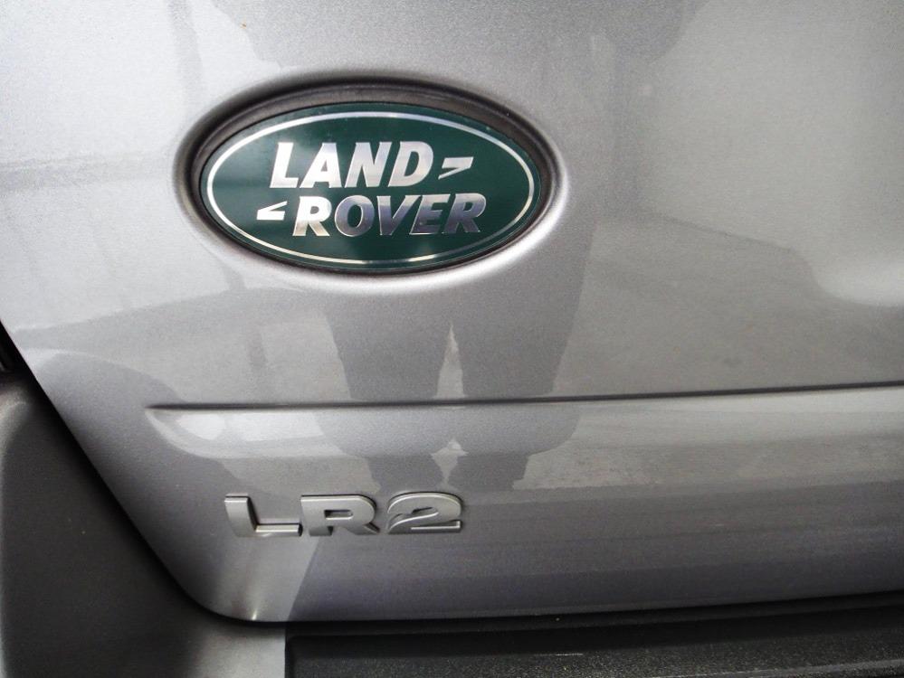 2012 Land Rover LR2 DEALER MAINTAIN,NO ACCIDENT,AWD,PANO ROOF - Photo #7