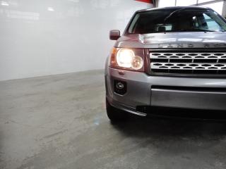 2012 Land Rover LR2 DEALER MAINTAIN,NO ACCIDENT,AWD,PANO ROOF - Photo #33