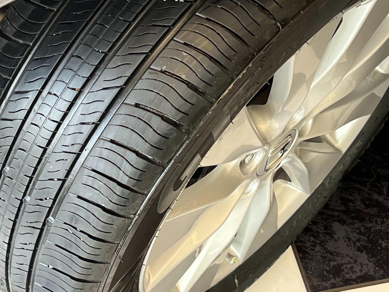 2015 Honda Accord V6 EX-L+New Brakes+Roof+Leather+RemoteStart+Camera Photo86