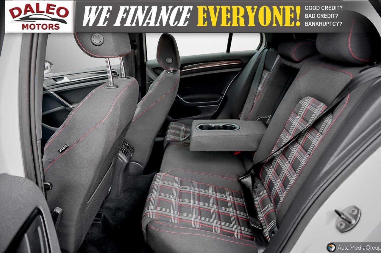 2015 Volkswagen GTI Autobahn / SUNROOF / B. CAM / H. SEATS Photo40