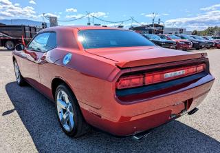 2010 Dodge Challenger R/T 5.7L Hemi, Leather - Photo #7