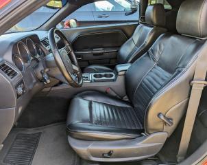 2010 Dodge Challenger R/T 5.7L Hemi, Leather - Photo #11
