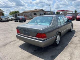 1992 Mercedes-Benz 300SE 300 SE*ONLY 162KMS*LEATHER*GREAT SHAPE*AS IS - Photo #5