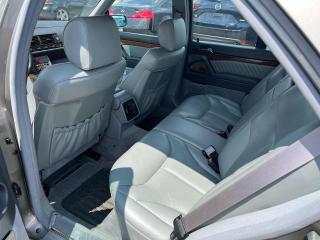 1992 Mercedes-Benz 300SE 300 SE*ONLY 162KMS*LEATHER*GREAT SHAPE*AS IS - Photo #13