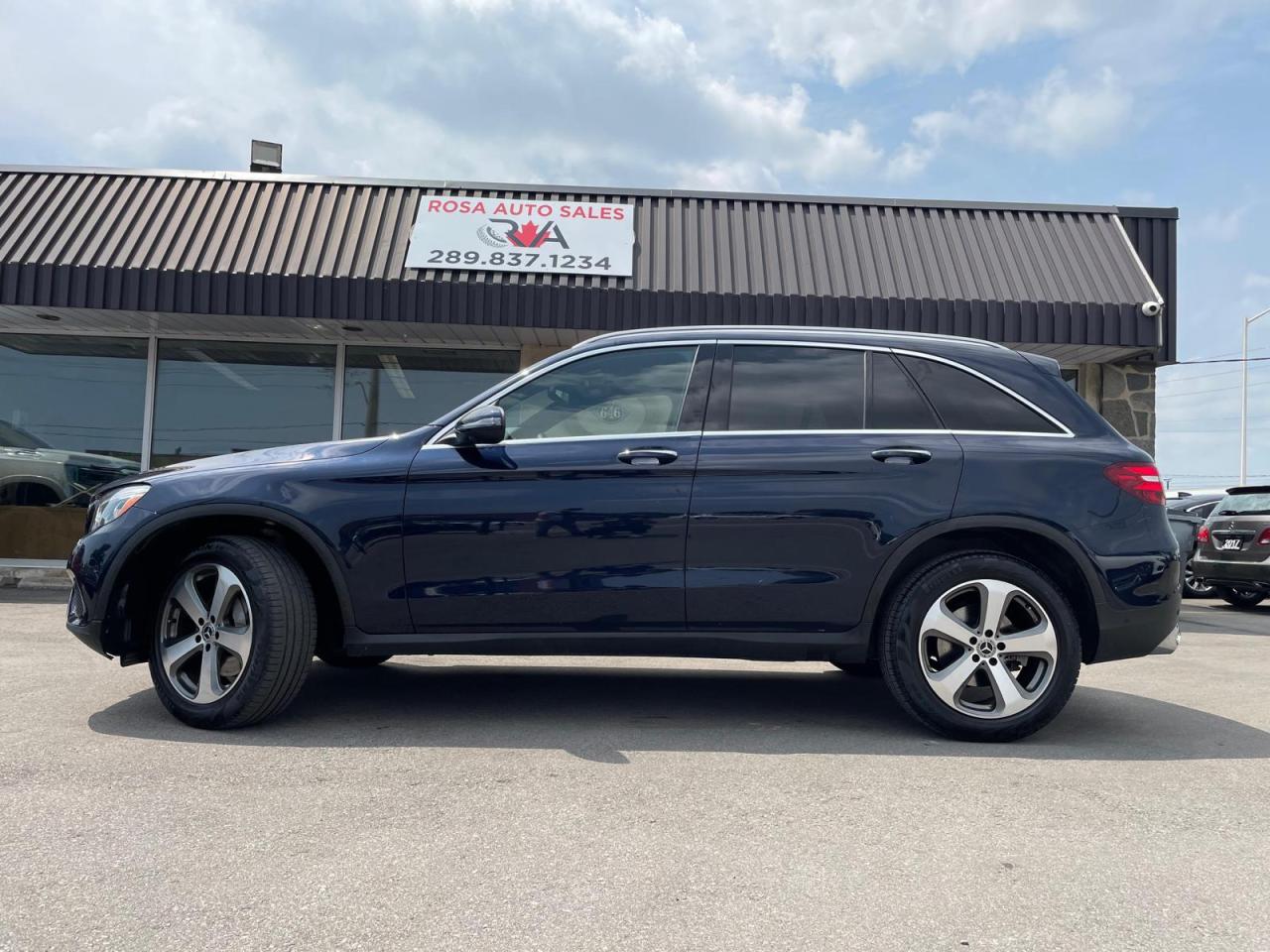 2019 Mercedes-Benz GL-Class GLC300 PANORAMIC ROOF LOW KM NAVIGATION CAMERA Photo2