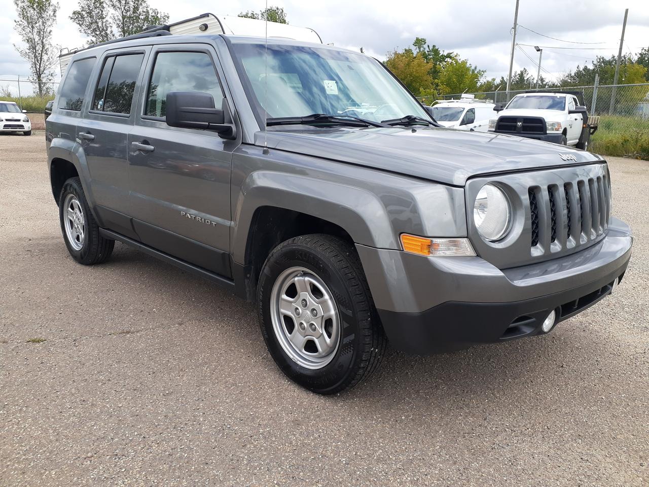 2013 Jeep Patriot North, AWD, Sunroof, Nav, Remote Start, Bluetooth - Photo #1