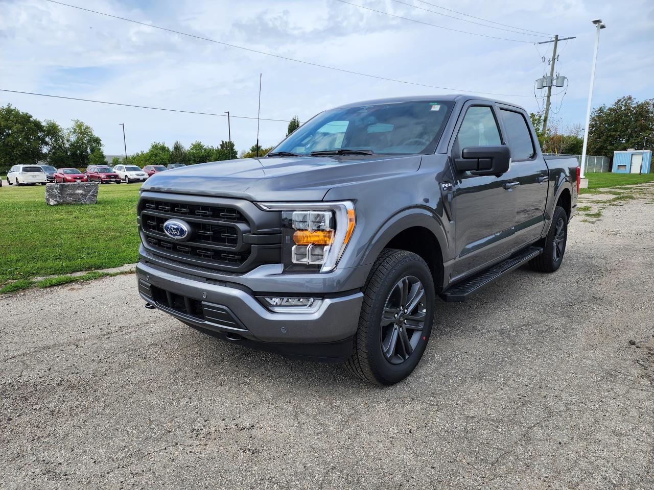 2023 Ford F-150 XLT Photo0