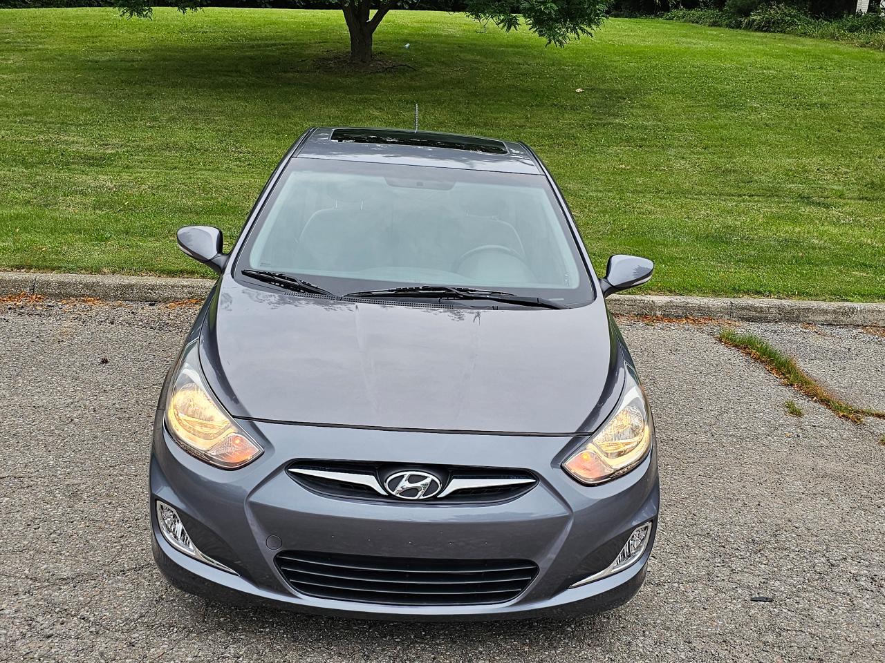 Used 2014 Hyundai Accent 4dr Sdn Auto GLS for sale in Mississauga, ON