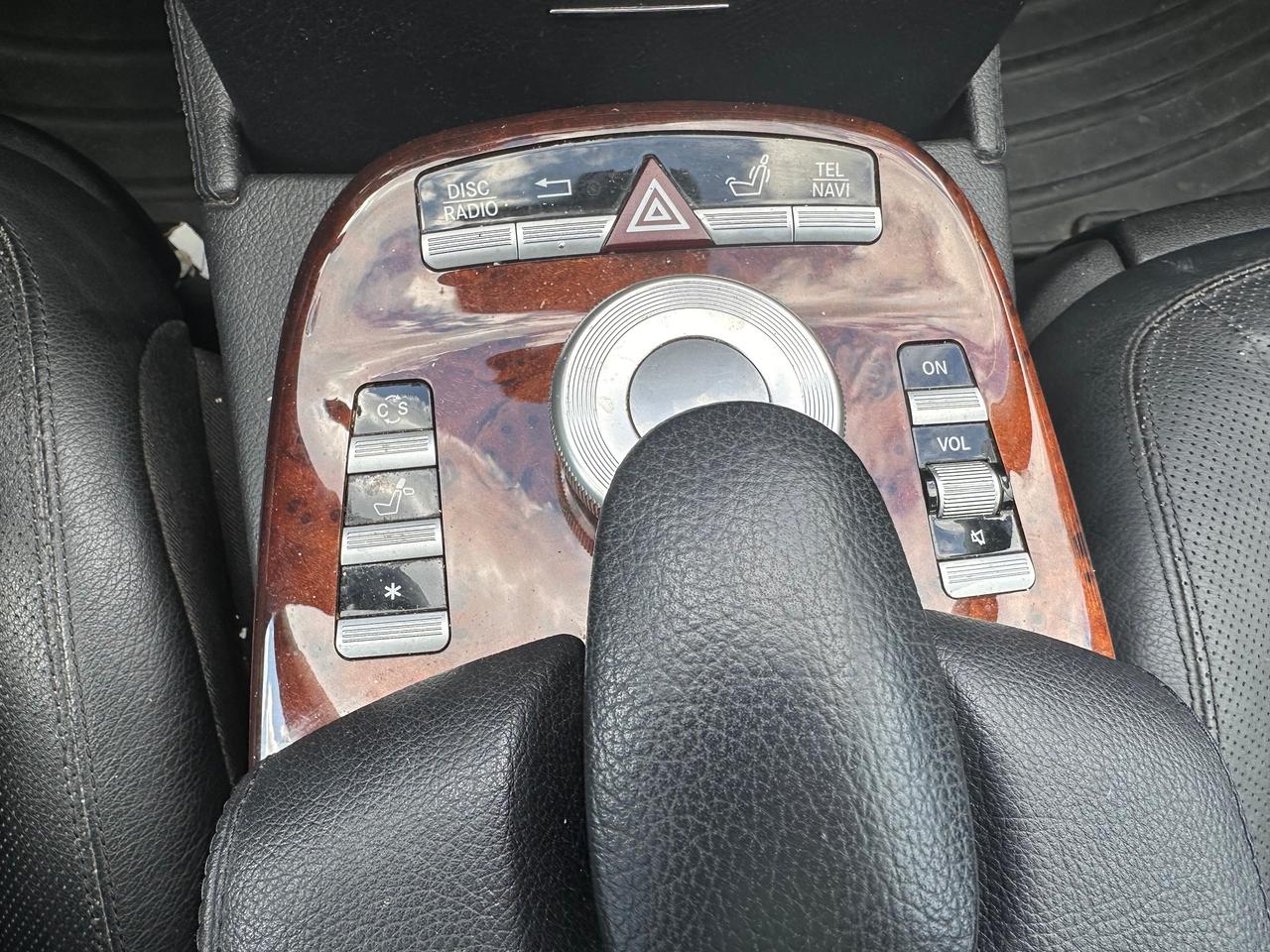 2008 Mercedes-Benz S-Class 4dr Sdn 5.5L V8 4MATIC Photo