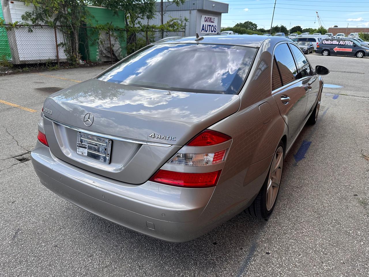2008 Mercedes-Benz S-Class 4dr Sdn 5.5L V8 4MATIC Photo