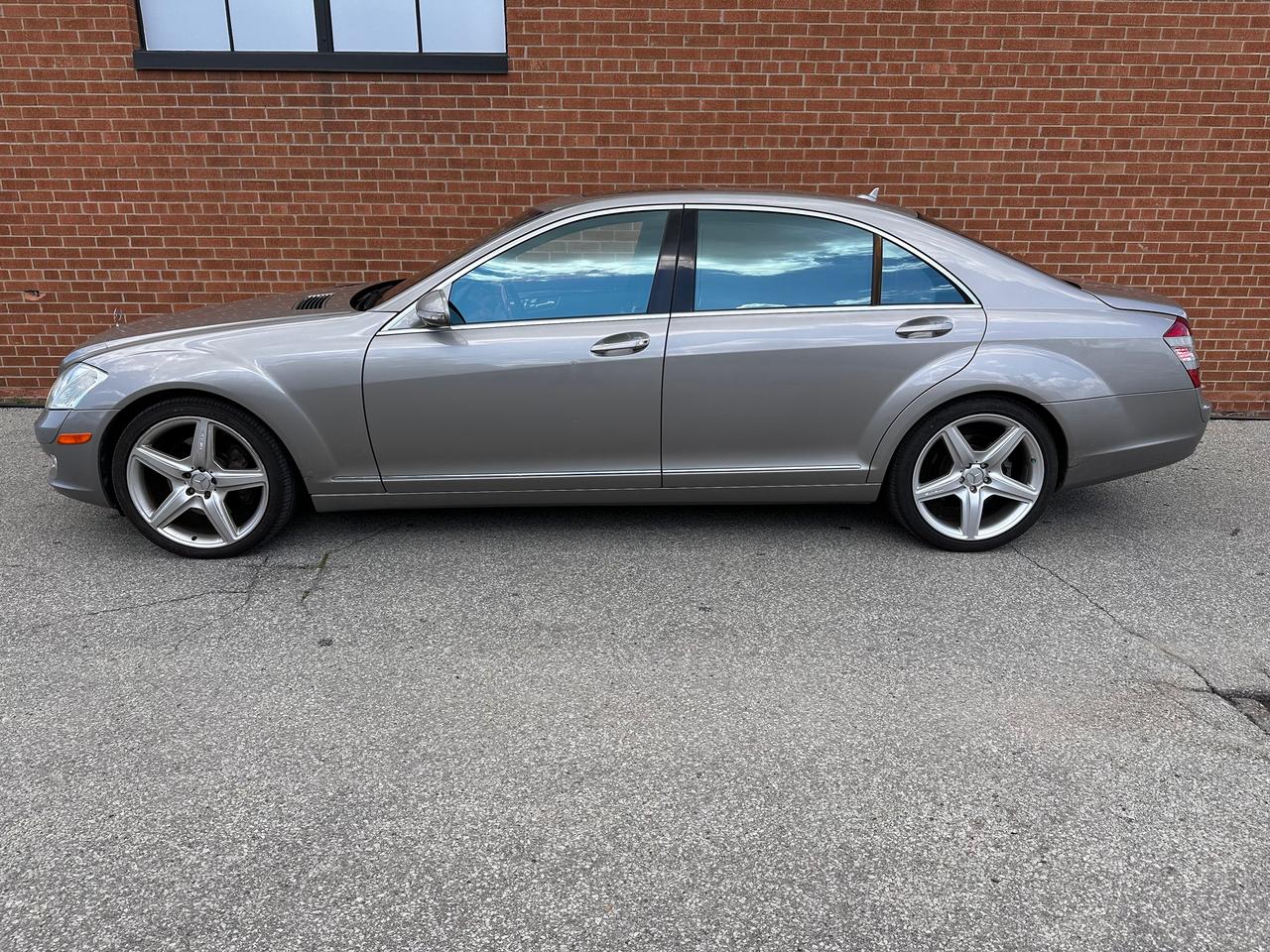 2008 Mercedes-Benz S-Class 4dr Sdn 5.5L V8 4MATIC Photo