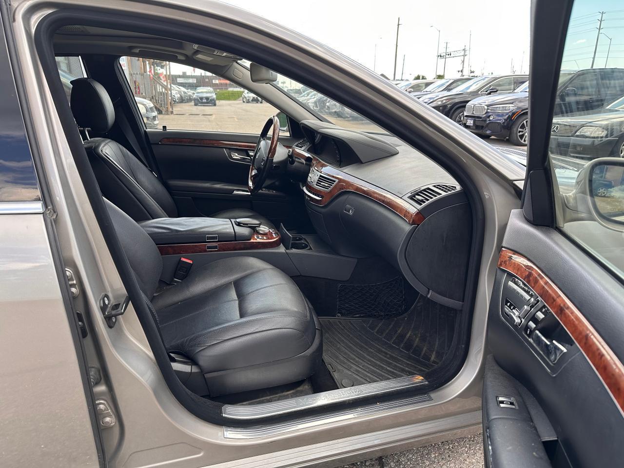 2008 Mercedes-Benz S-Class 4dr Sdn 5.5L V8 4MATIC Photo