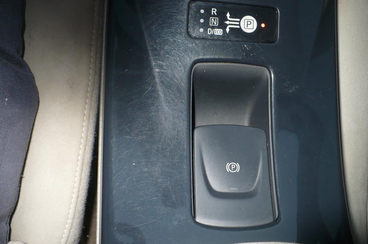2012 Nissan Leaf 4dr HB SV Photo