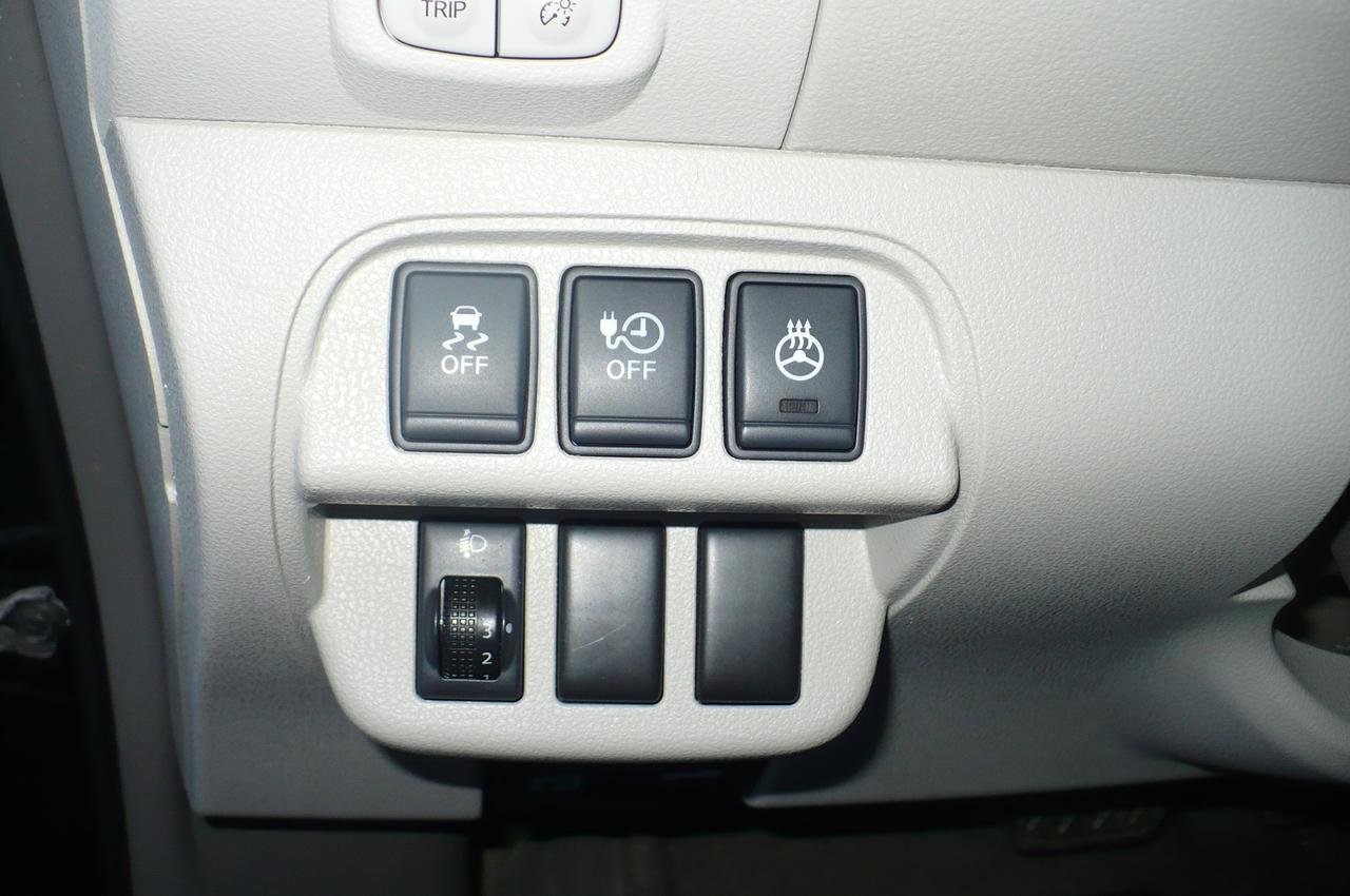 2012 Nissan Leaf 4dr HB SV Photo