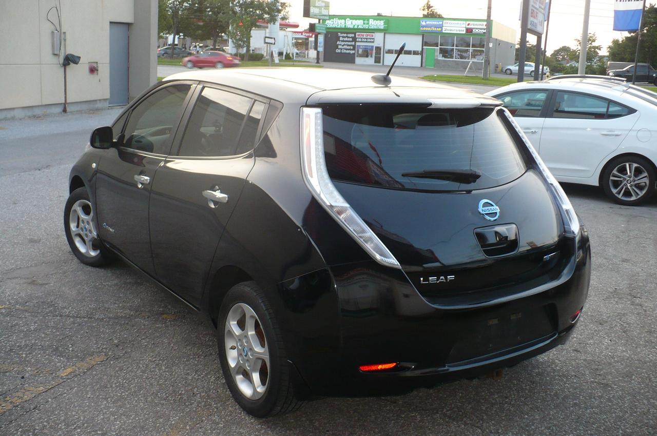 2012 Nissan Leaf 4dr HB SV Photo